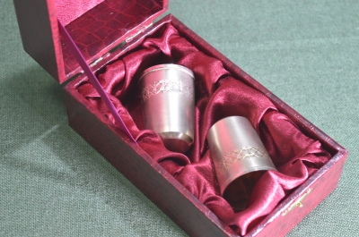 Стопки серебряные, с подарочной коробкой. Серебро, позолота, 916 проба со звездой. Таллин, СССР.