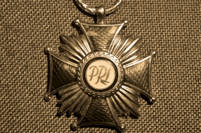 Золотой крест Заслуги (PRL), Польша.
