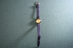 Часы кварцевые наручные женские "Omax". Япония.