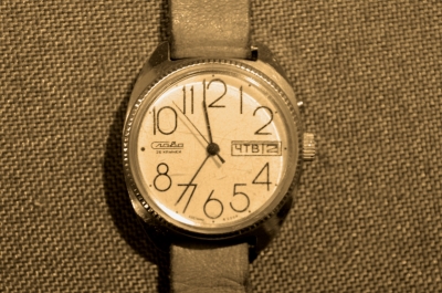 Часы мужские механические "Слава" 26 камней, СССР