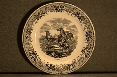 Тарелка, посвященная Наполеону  - "Битва при Маренго"