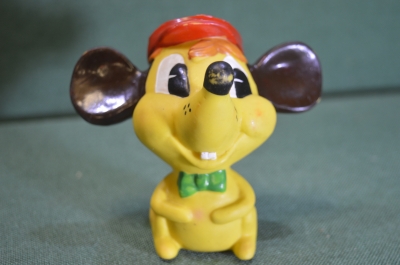 Игрушка резиновая "Мышь Микки Маус". Резина. Югославия. 1970е.