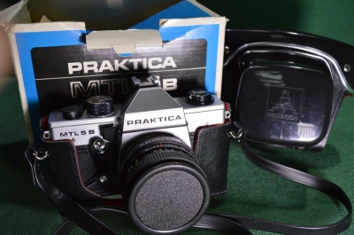 Фотоаппарат PRAKTICA MTL 5B, объектив Pentacon 1.8/50. ГДР. 1987 год