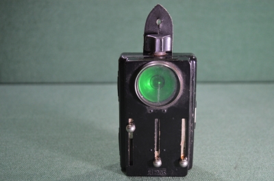 Трехцветный  сигнальный фонарик ARTAS. Германия, ГДР, 1950-е годы