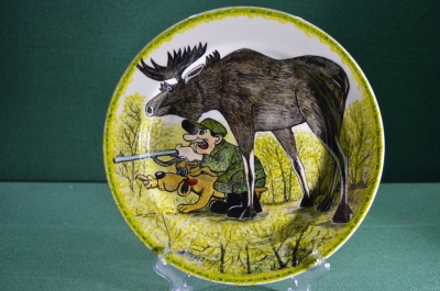 Фарфоровая тарелка "Охотник и лось". Авторская работа, Андрей Галавтин.
