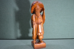Деревянная габаритная статуэтка "Старик с посохом". Ручная работа. Азия.