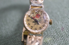 Часы наручные женские, с цветочным узором. Скань. Номерные, 17 камней, браслет. На ходу. 