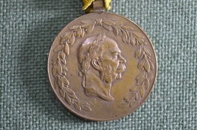 Медаль, Кайзер Франц Иосиф, Fortitudini Virtuti et Perseverantiae - XXV. Бронза, Австро-Венгрия.