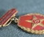 Знак, значок "Вьетнамский коммунист". Vien bao tang cachmang Viet-nam. Ветнам.
