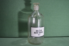 Бутыль с пробкой (2 литра). Химия. Для кислот и прочих жидкостей.