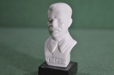Бюст белый, Иосиф Виссарионович Сталин. 7,5 см. Искусственный мрамор.