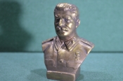 Бюст гипсовый, Иосиф Виссарионович Сталин. Тонированный гипс, авторская работа. Высота 10 см.