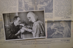 Фотография для газеты "Медсестра Кононова делает внутривенное вливание Рабиновичу". Февраль 1947 г.