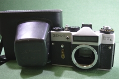Фотоаппарат Зенит ЕТ (Zenit ET), с кофром. Тушка (без объектива), в рабочем состоянии.