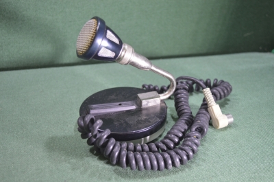 Микрофон «Радиотехника М402. Radiotechnikai». Венгрия времен СССР.