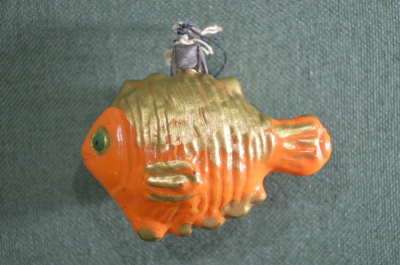 Елочная игрушка "Рыба", толстое стекло. СССР.