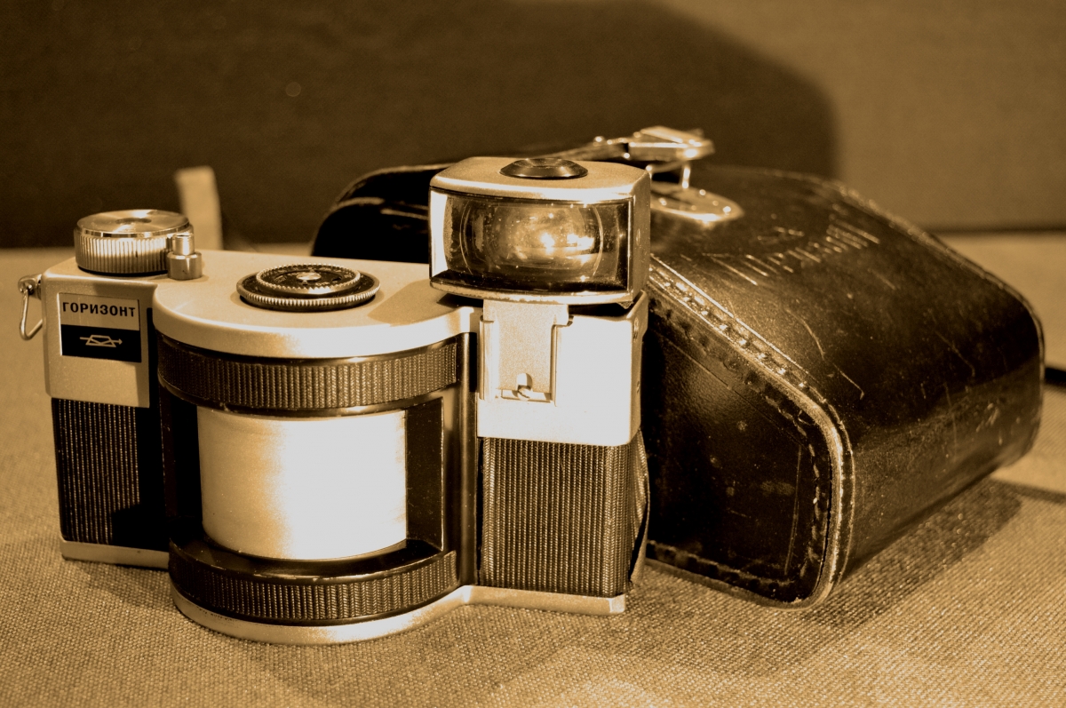 Horizon камера. Фотоаппарат Горизонт панорамный. Фотоаппарат панорамный Горизонт СССР. Фотоаппарат Горизонт 1967 года. Экспортный Горизонт фотоаппарат.