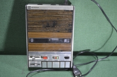 Портативный кассетный магнитофон "Грюндиг". Grundig C-410 Automatic. 1970 -е годы. В ремонт.