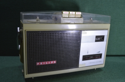 Магнитофон катушечник "Филипс", Голландия. Philips EL 3586/00 Portable Tape Recorder. В ремонт.