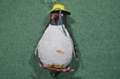Игрушка елочная "Пингвин в шляпе". Пенопласт, подвес. СССР.