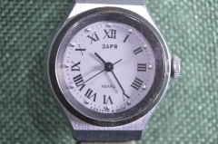 Часы женские наручные "Заря", кварцевые. Сделано в СССР. 