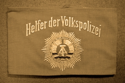 Повязка нарукавная "Помощник народной полиции ГДР". Helfer der Volkspolizie, Германия