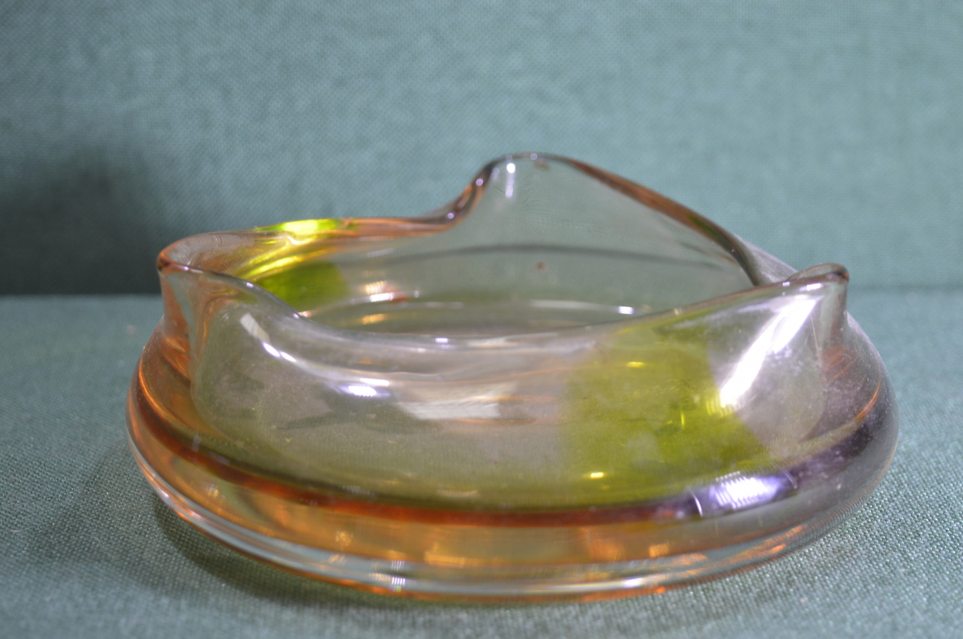 Купить Пепельница, массивное окрашенное стекло. СССР. в интернет ...