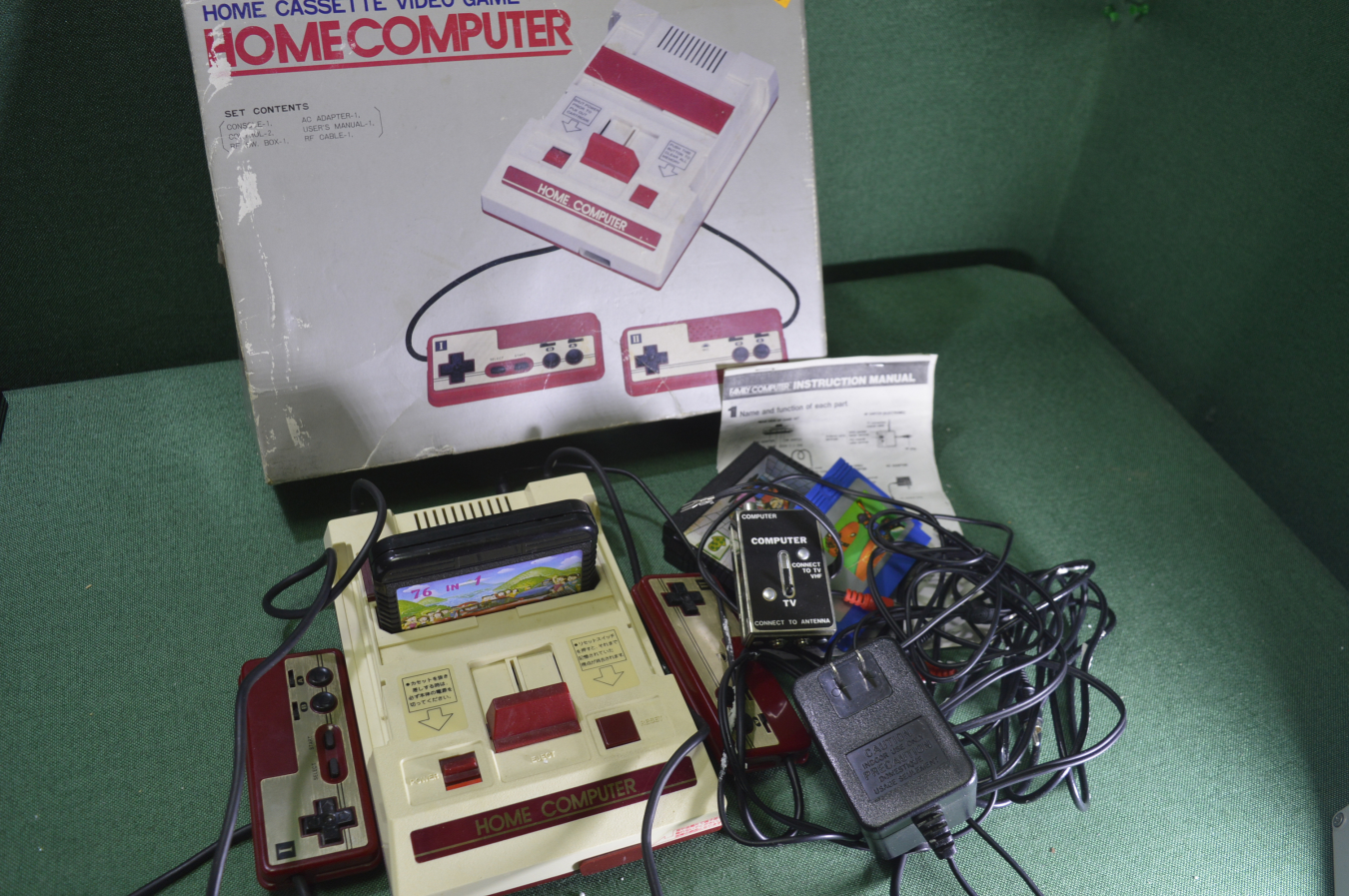 Купить Игровая приставка Нинтендо, для видеоигр. The Nintendo Home ...