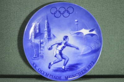 Тарелка декоративная "Олимпиада, Мюнхен 1972". Фарфор. Германия.