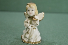 Фигурка, статуэтка, колокольчик "Ангел с фонариком". Фарфор. Европа.