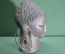 Статуэтка "Африканская женщина, девушка". Керамика, металлическая серьга.