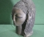 Статуэтка "Африканская женщина, девушка". Керамика, металлическая серьга.