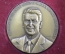 Настольная медаль "Рональд Рейган", в коробке. Ronald Wilson Reagan. Визит в Португалию, США.  