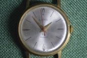 Часы наручные механические 