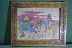 Картина старинная вышитая в резной раме "В поле. Уборка урожая". Русский стиль. Начало 20 века.