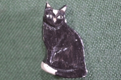 Брошь, брошка "Черная кошка с белым хвостом". Заколка. Винтажное украшение.