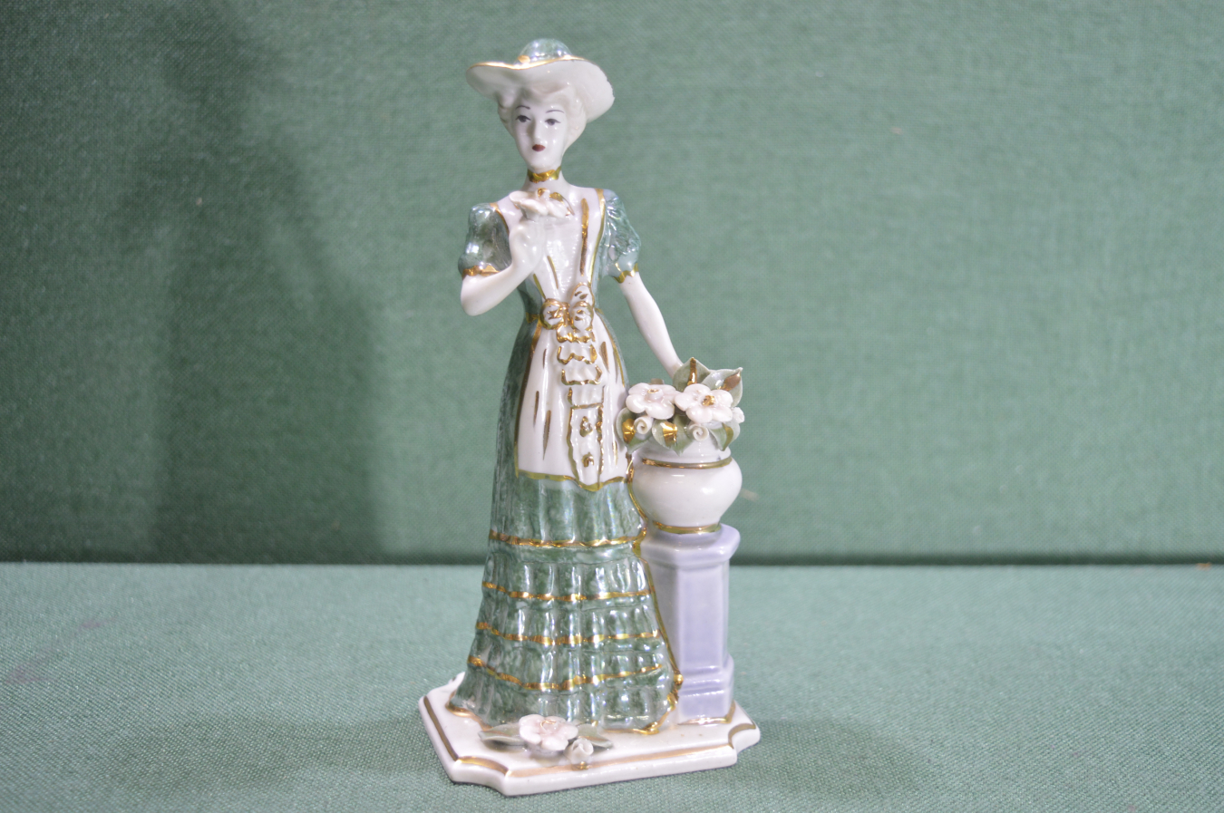 кисловодские статуэтки.