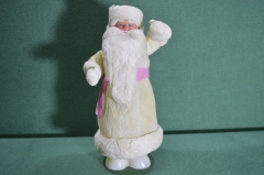 Дед Мороз веселый. Ватный, с пластиковой основой. Высота 24 см. СССР.