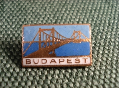 Значок "ВЕНГРИЯ город BUDAPEST БУДАПЕШТ " Мост тяжелый. эмаль. 