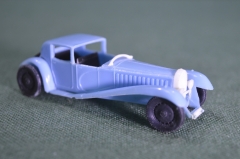 Автомобиль, модель "Бугатти". Bugatti 1930. Синий пластик. ПНР Estetyka.