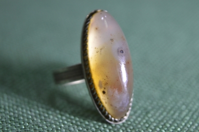 Кольцо, колечко серебряное с природным камнем. Серебро 875 пробы, Урал ОСЮ.