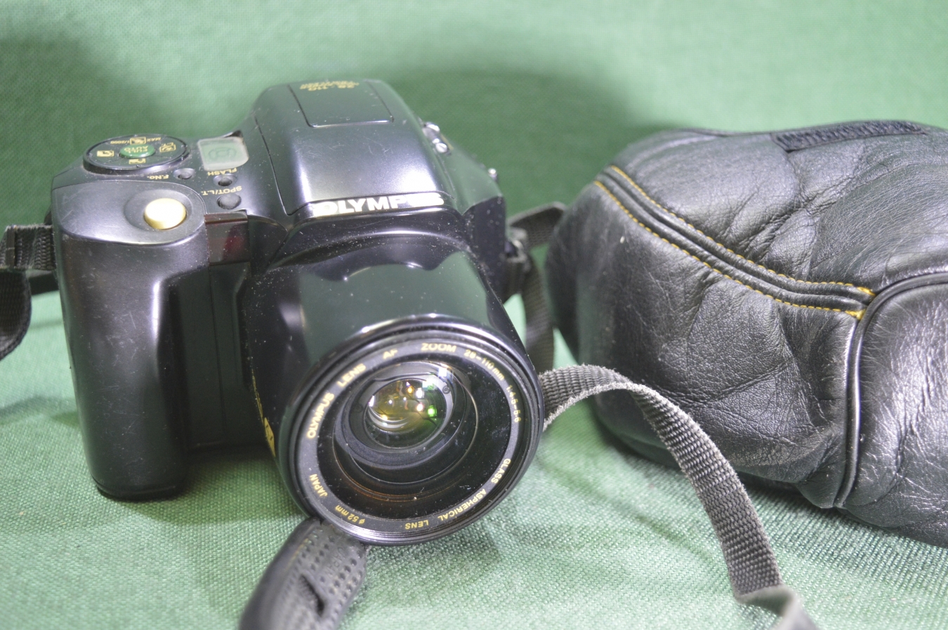 Купить Фотоаппарат "Олимпус". Olympus IS-10 Super DLX. Zoom 28-110 mm ...