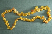 Бусы янтарные, крупные куски. 64 см., 46 гр. Янтарь желтый, СССР. Бусы янтарные, крупные куски. 64 см., 46 гр. Янтарь желтый, СССР.