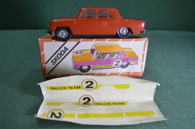 Игрушка машинка инерционная "Skoda rallye team 2". Новая в коробке. ГДР. Германия. #U