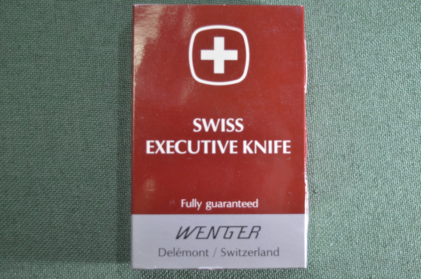 Купить Нож раскладной перочинный офицерский "Victorinox". В подарочной ...