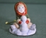 Игрушка елочная "Девочка лепит снеговика". Керамика, майолика, ручная роспись. 
