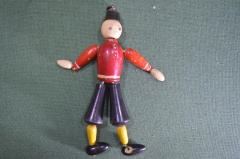 Кукла деревянная "Мальчик в шапочке", на резинках. 