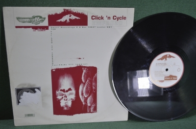 Винил, пластинка 1 lp "Click 'n Cycle ‎– Walkdawalk / The Chamber". UK 1997