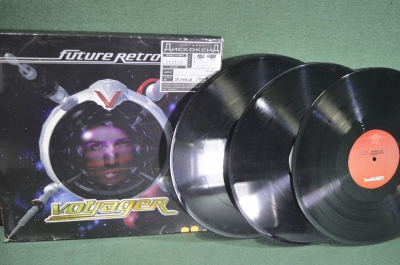 Винил, пластинка 3 lp "Voyager (3) – Future Retro. R & S Records". Electronic, Jungle. Belgium 1997