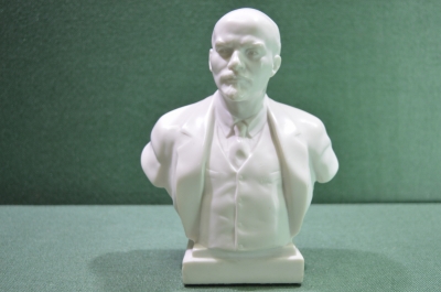 Бюст белый, Ленин Владимир Ильич. 18 см. Искусственный мрамор.